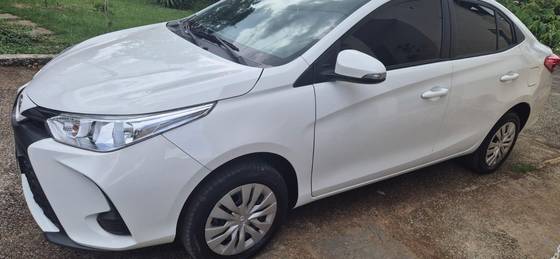 TOYOTA YARIS 1.5 16V FLEX SEDAN XL MULTIDRIVE